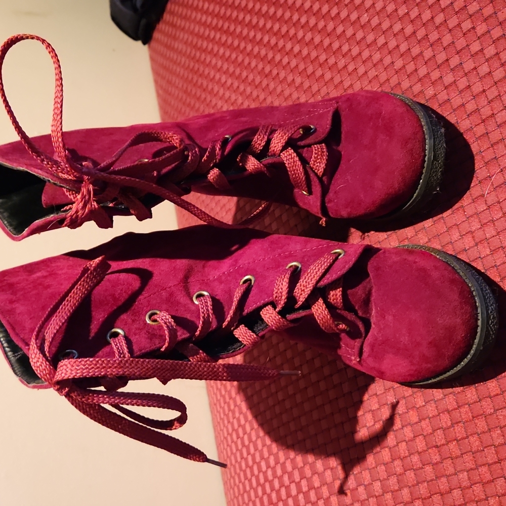 Burgundy Faux-Suede Boot Size 6 - 2.25 inch heel